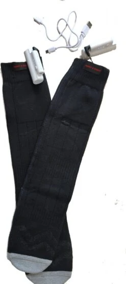 Batterij Elektrisch Verwarmde Sokken - Oplaadbaar Batterijsokken - Unisex | Swim Chicky & Swim Hunky -Bol Winkel 533x1200